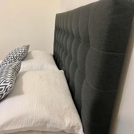 Summer House With Terrace And Free Private Parking Ferienhaus