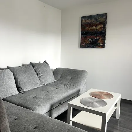 Summer House With Terrace And Free Private Parking