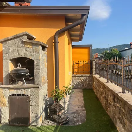 Summer House With Terrace And Free Private Parking Ferienhaus *