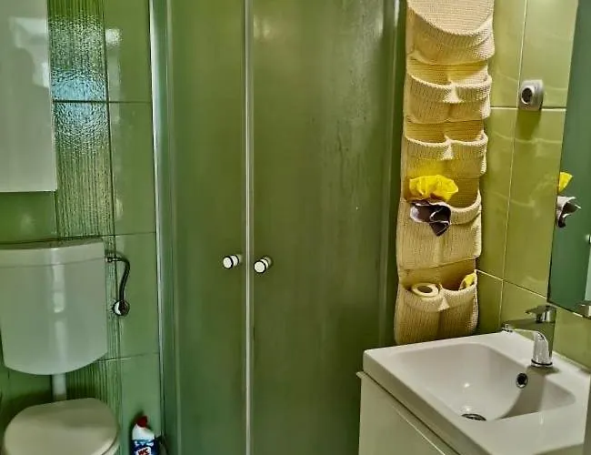 Summer House With Terrace And Free Private Parking 펜션 *