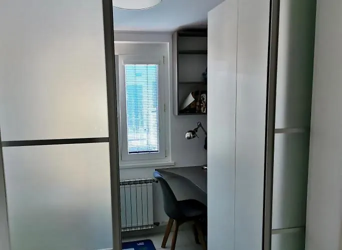 펜션 Summer House With Terrace And Free Private Parking 코페르