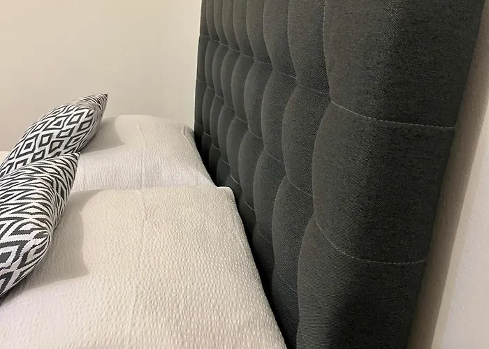 Summer House With Terrace And Free Private Parking 펜션