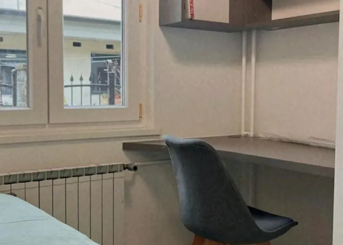 Summer House With Terrace And Free Private Parking *