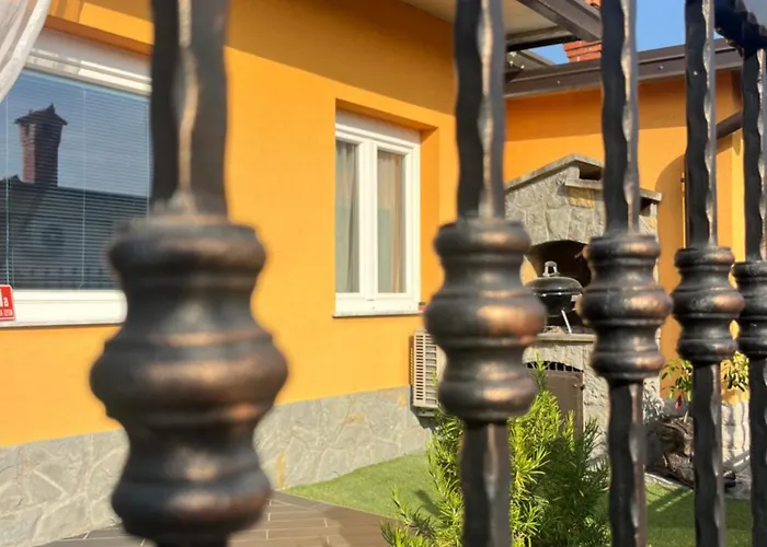 Summer House With Terrace And Free Private Parking * Koper